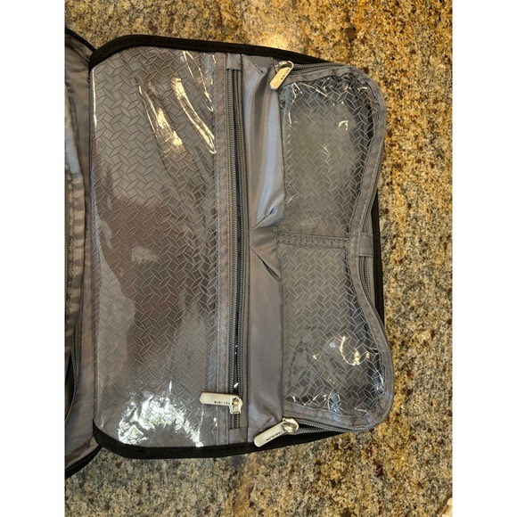 Travelon Complete Toiletry Bag‎ - RARE - Picture 5 of 11